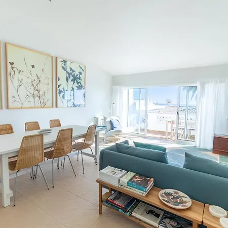 Holiday home Coolhouses Algarve Luz: Stylish Townhouse With Private Patio Praia Da Luz