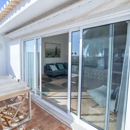 Holiday home Coolhouses Algarve Luz: Stylish Townhouse With Private Patio *