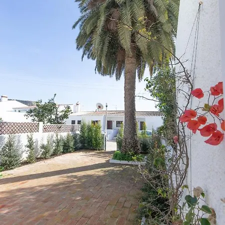 Coolhouses Algarve Luz: Stylish Townhouse With Private Patio * Praia Da Luz